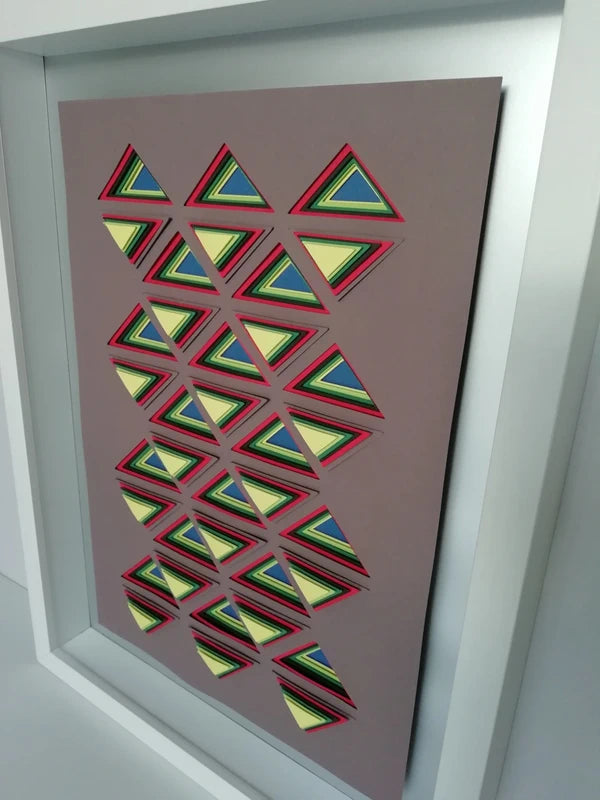  Latéral droit Triangulation Pop, fusion tradition textile et modernité optique