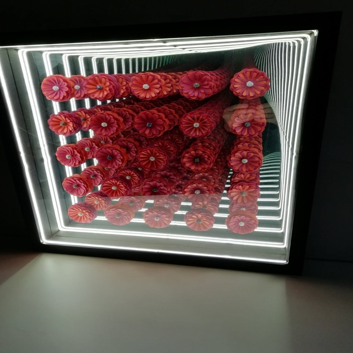 Floraison Éternelle - art lumineux néon floral sculpture infinie contemporaine