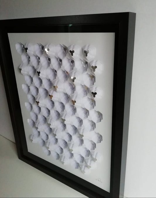Profil droit Difraction Hexagonale, structures hexagonales et relief sculptural