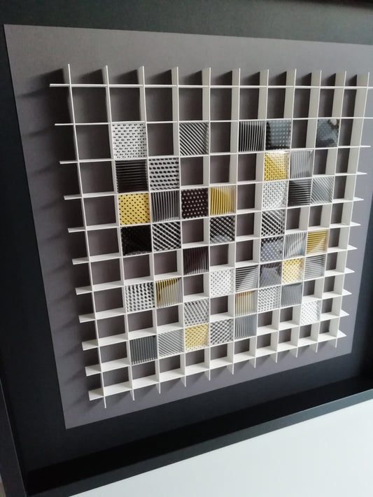 Profil gauche Damier, art conceptuel contemporain et intelligence spatiale