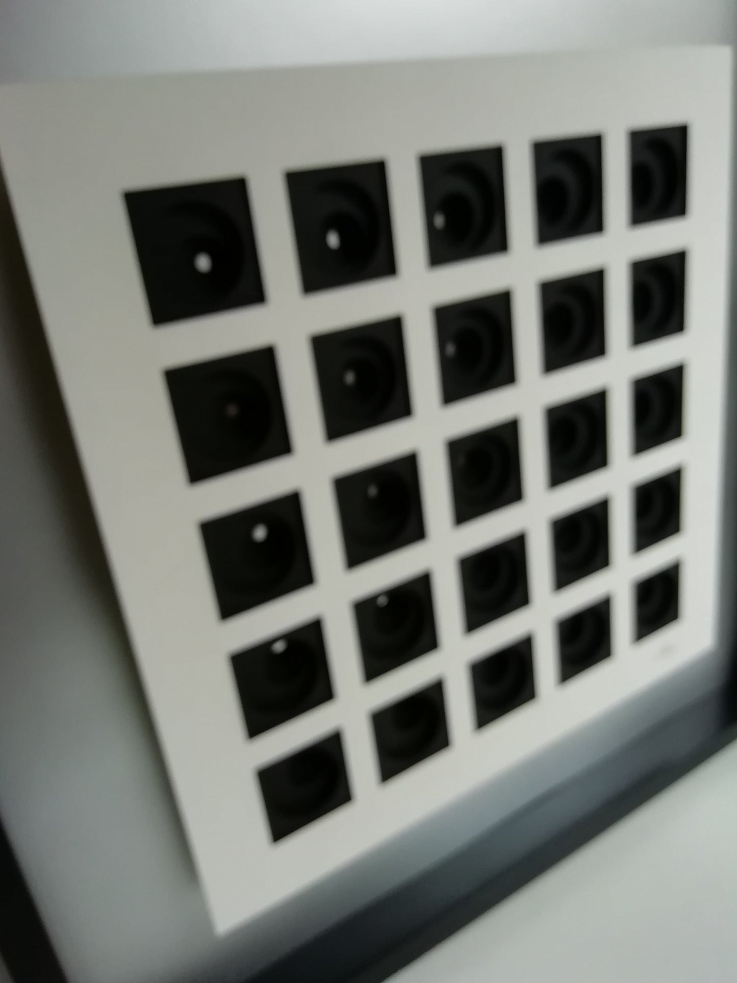 Multispot, vue latérale gauche,  sculpture 3D, effet cinétiquel