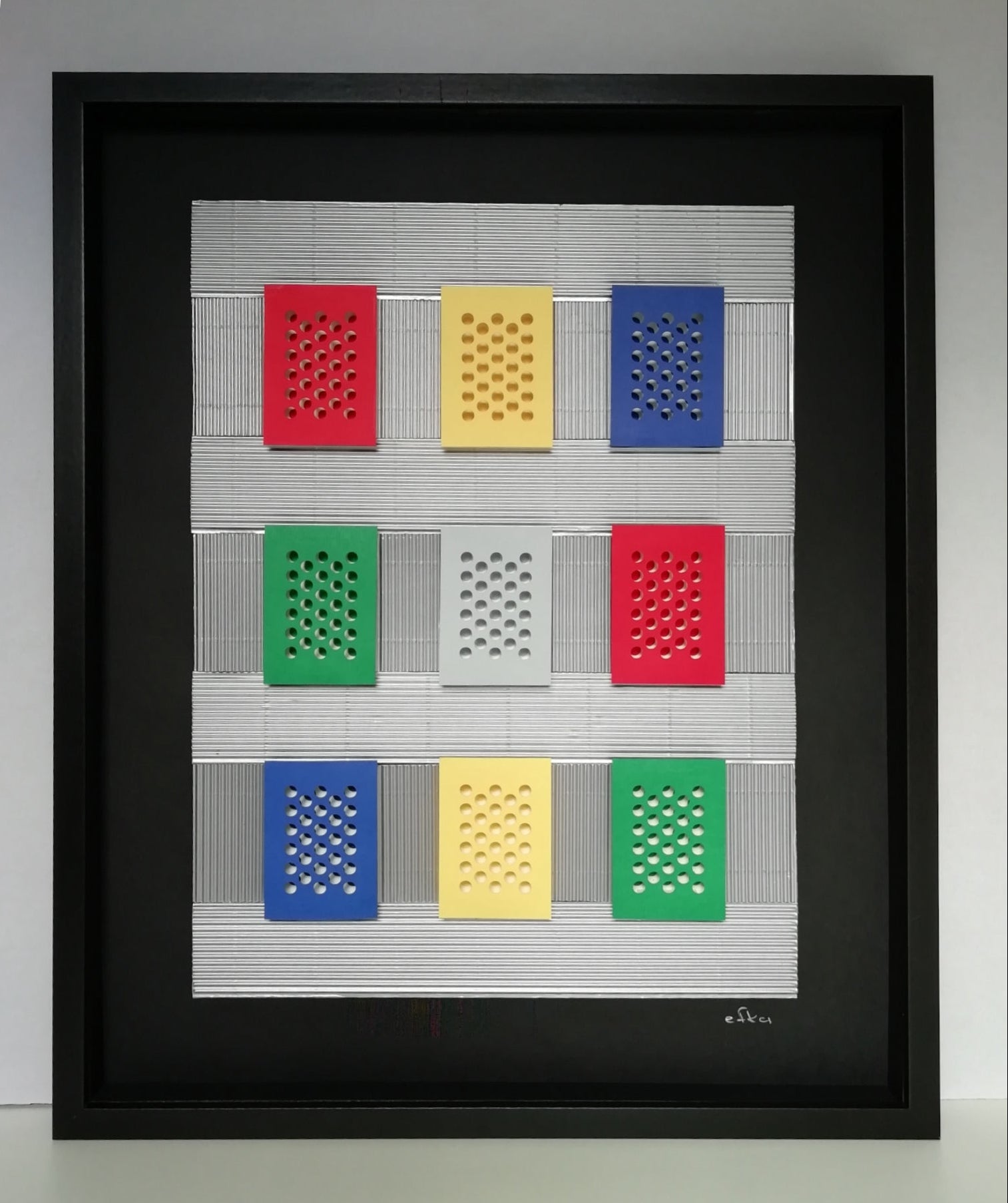 Façade frontale - Op Art cinétique ombres géométriques