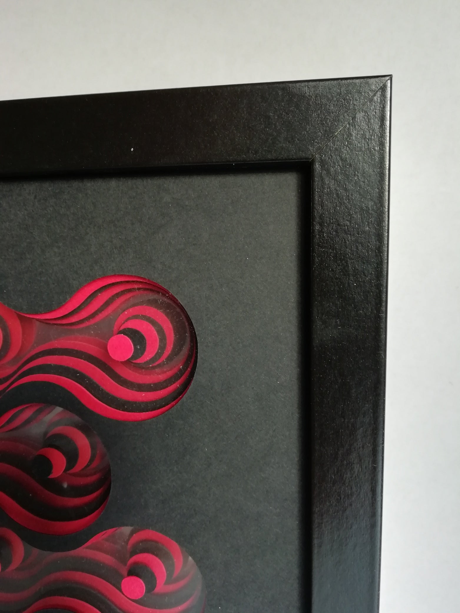 Pulsations en relief coin sup droit