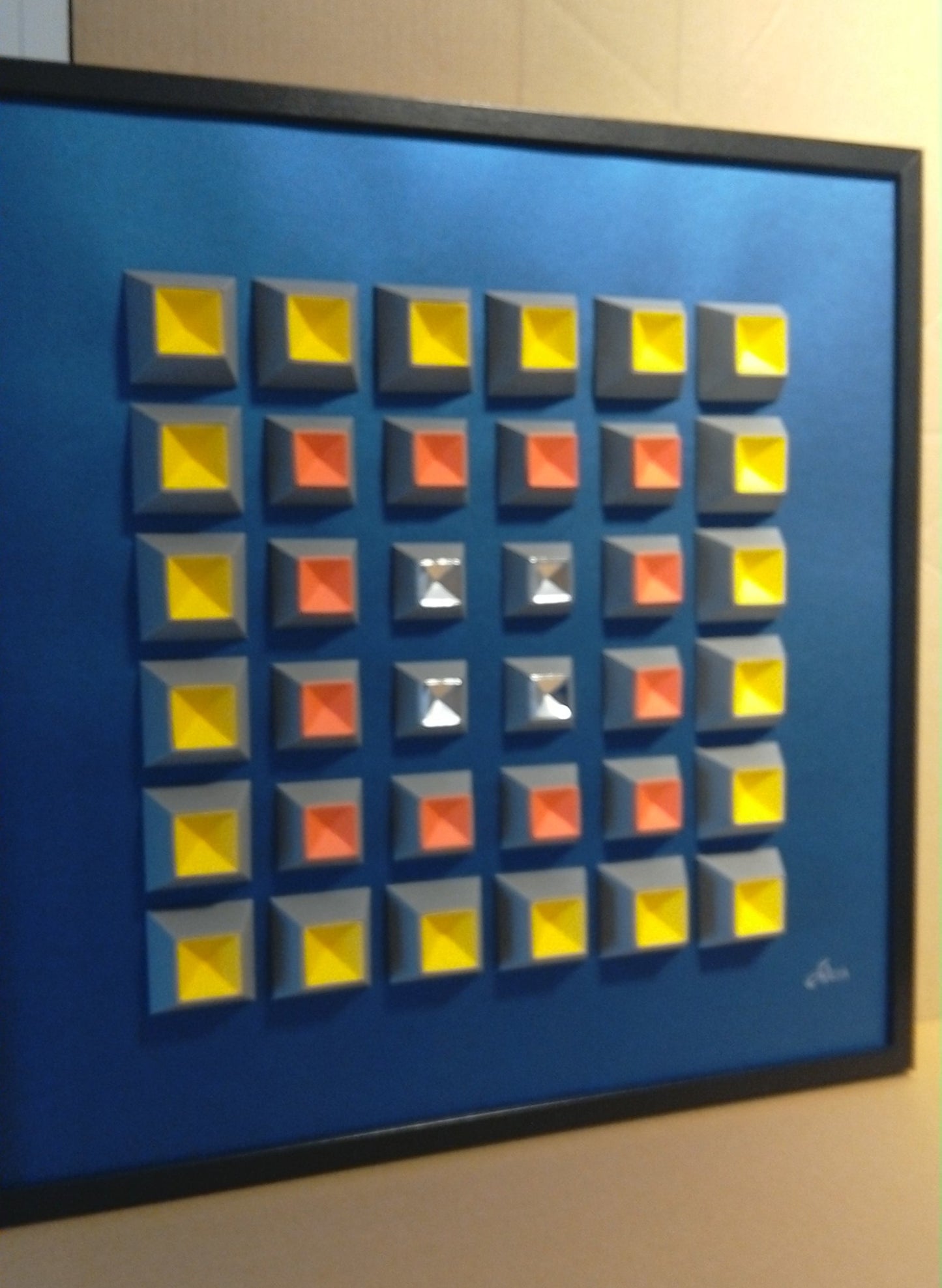 Kubulus vue globale - illusion optique couleurs volumes pyramides